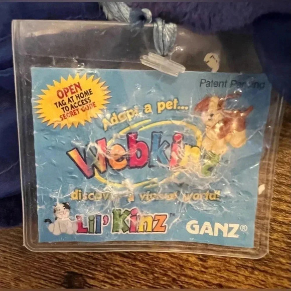Ganz | Webkinz, Lil’ Kinz Purple Goldfish plush/stuffed animal. - Picture 3 of 13